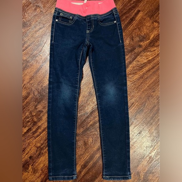 3 pairs of girl pants size 8. - Picture 4 of 6